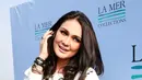 Luna Maya sadar tak bisa memaksa untuk segera dinikahi, dan kini ia mengaku hanya bisa menunggu. (Deki Prayoga/Bintang.com)