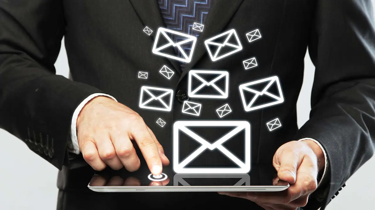10 Etika Ber-email yang Harus Diketahui Para Profesional