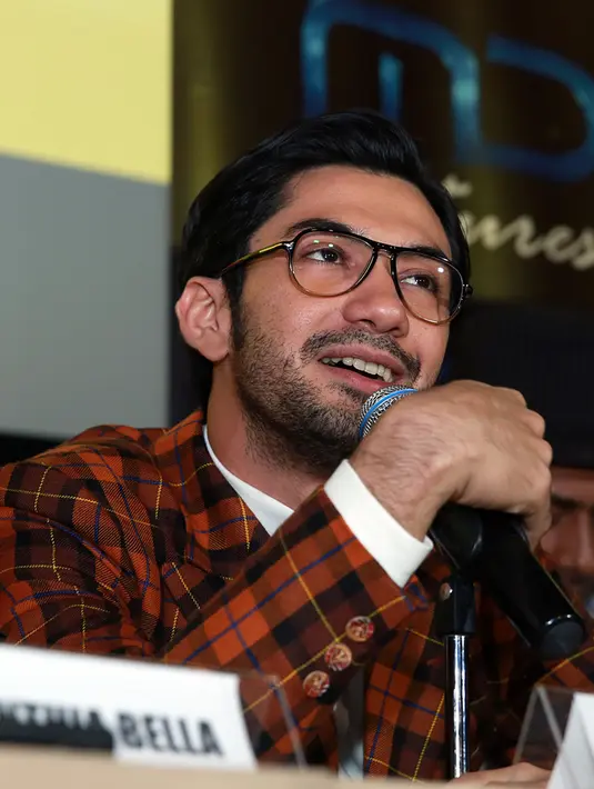 Wejangan dari para senior ia terapkan dalam setiap judul film. Ia selalu berpikir berangkat dari nol setiap main dalam film baru. Sehingga bisa menghadirkan tuntutan dari skenario. (Deki Prayoga/Bintang.com)