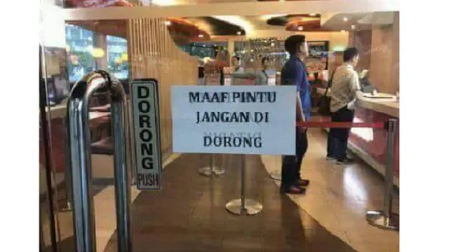 Pengumuman Kocak ini Bikin Kita Geleng-geleng Kepala