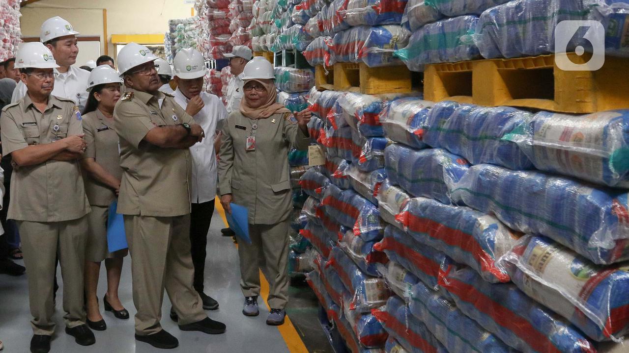 Rano Karno Cek Ketersediaan Bahan Pokok di Jakarta