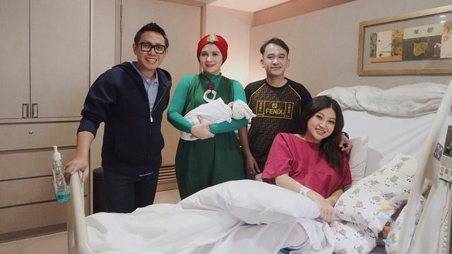 [Fimela] Sarwendah dan Ruben Onsu