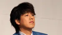 Aktor Korea Ryu Si Won Didenda Akibat Aniaya Sang Istri