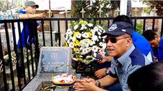 Asosiasi Sepakbola Provinsi PSSI Jawa Barat ziarah ke makam Ir. Soeratin ,pendiri PSSI. Mereka mendorong agar pemerintah menganugerahi