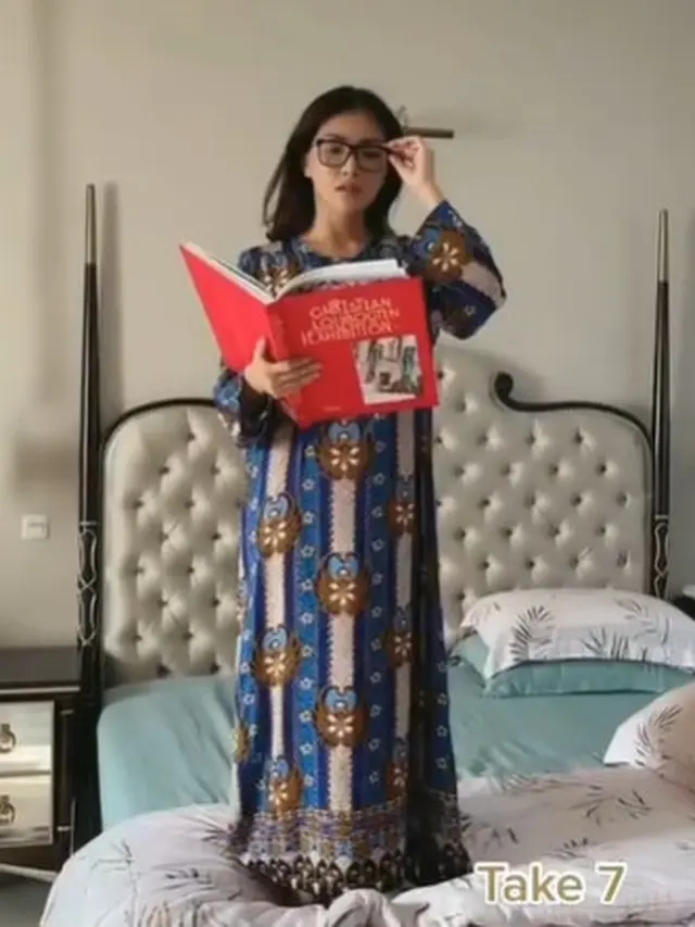 7 Potret Terbaru Sarwendah Pakai Daster, Sederhana Tapi Memesona