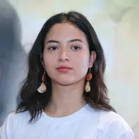 Tidak butuh waktu panjang bagi pasangan Putri Marino dan Chicco Jerikho meresmikan hubungannya. Keduanya menjalin pacaran sekitar tiga bulan. Lantas apa yang membuat pasangan ini segera meresmikan hubungannya. (Adrian Putra/Bintang.com)