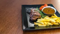 Resep Steak Ayam BBQ Sederhana, Hidangan ala Restoran di Rumah untuk Malam Tahun Baru