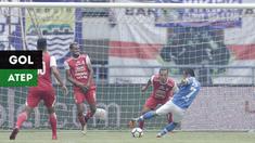 Berita video momen gelandang Atep membutuhkan kurang dari 1 menit mencetak gol untuk Persib Bandung saat menghadapi Arema FC dalam lanjutan Gojek Liga 1 2018 bersama Bukalapak, Kamis (13/9/2018).