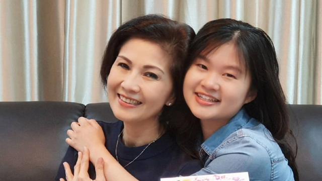 6 Potret Keakraban Felicia Tissue dengan Ibunda, Mantan Kaesang Pangarep