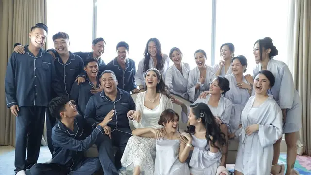Potret Resepsi Pernikahan Atries Angel Mantan Kekasih Chef Juna. (Sumber: Instgram/atriesangel)