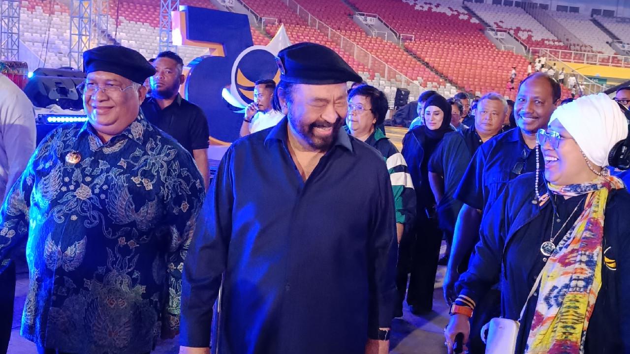 Ketua Umum Partai Nasdem, Surya Paloh, memantau kesiapan venue Apel Siaga Perubahan di Stadion Utama Gelora Bung Karno
