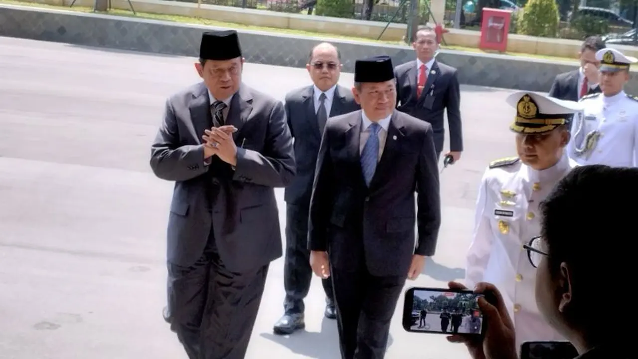 Susilo Bambang Yudhoyono (SBY) Saat Melayat Juwono Sudarsono di Kemhan