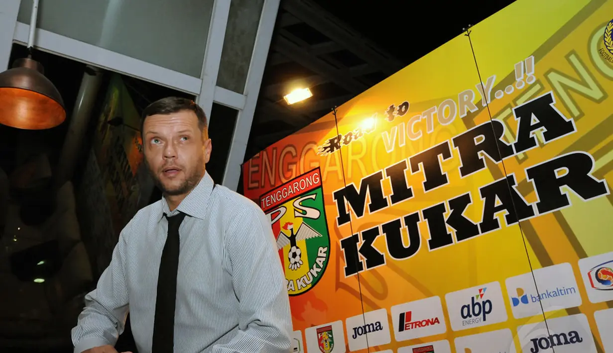 Mitra Kutai Kartanegara (Kukar) resmi memperkenalkan Scott Cooper sebagai pelatih untuk Indonesia Super League (ISL) 2015 di Jakarta, (11/12/2014). (Liputan6.com/Helmi Fithriansyah)