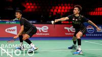 Atlet bulutangkis ganda putra Indonesia, Fajar Alfian dan Muhammad Rian Ardianto saat tampil melawan wakil Chinese Taipe di ajang Piala Thomas 2020, Denmark, Rabu (13/10/2021). (Badminton Photo/Yohan Nonotte)