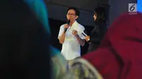 Direktur Marketing PT Sido Muncul Irwan Hidayat saat menjadi pembicara di EMTEK Goes To Campus (EGTC) 2017 di Universitas Airlangga, Surabaya, Kamis (14/9). Para pembicara bercerita pengalaman soal bisnis dan kunci sukses. (Liputan6.com/Helmi Afandi)