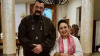 Profil Steven Seagal Aktor Laga Amerika yang Bertemu Prabowo dan Titiek, Sosok Multitalenta