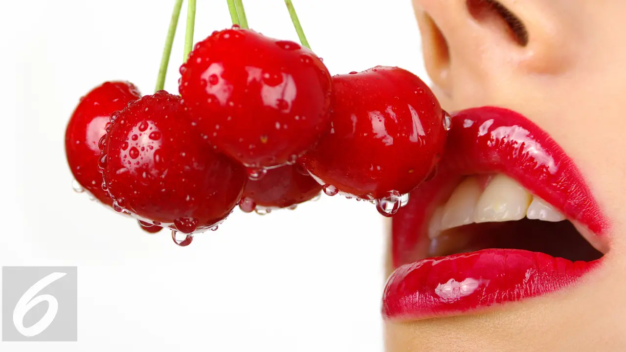 Ilustrasi Bibir Wanita