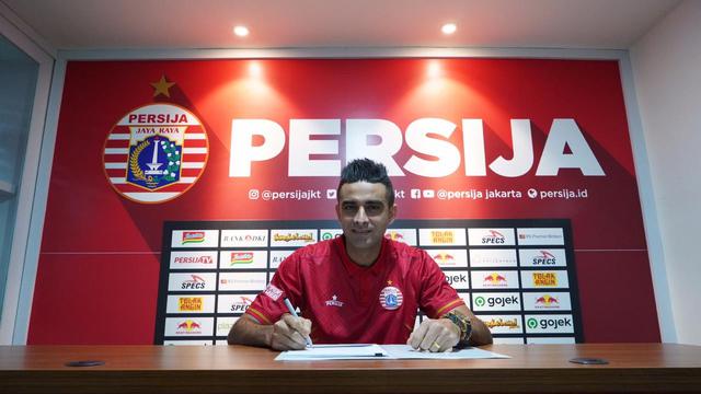 Persija perkenalkan Otavio Dutra sebagai pemain anyar.