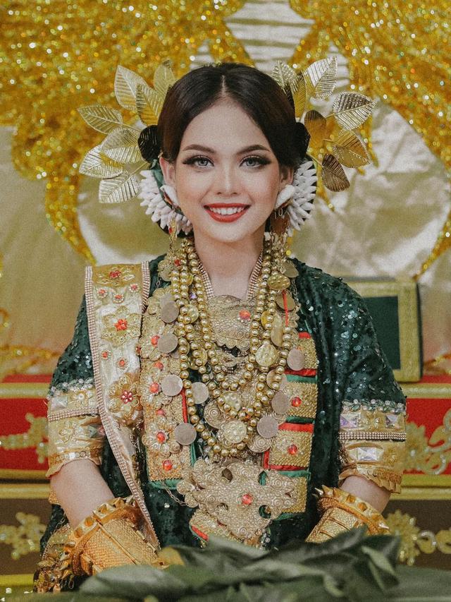 6 Gaya Putri Isnari DA di Momen Pengajian hingga Malam Mappacci Jelang Menikah dengan Anak Bos Batubara