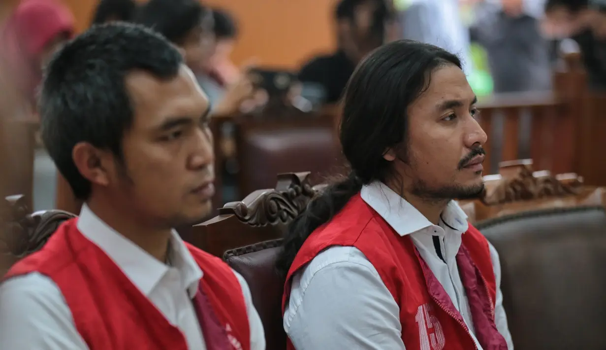 Mendengar vonis tersebut, kekasih Aurelie Moeremans itu tidak melakukan banding. Sedangkan sisa hukuman yang harus dijalaninya di Rumah Sakit Ketergantungan Obat (RSKO) Cibubur. (Adrian Putra/Bintang.com)