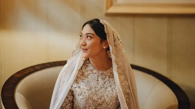 Putri Tanjung