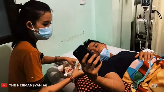 Alami Gejala Tifus, Ini 6 Potret Azriel Hermansyah saat Dirawat di Rumah Sakit Bali