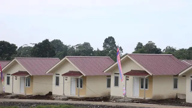 Kementerian PUPR mempercepat proses pembangunan hunian tetap (huntap) untuk warga korban erupsi Gunung Semeru di Lumajang, Jawa Timur.