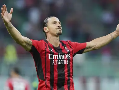 Zlatan Ibrahimovic - Ujung tombak AC Milan ini pernah menjadi andalan lini depan Ajax Amsterdam sejak didatangkan dari Malmo tahun 2001 silam. Tiga musim bersama Ajax, total 74 kali main dan 35 gol berhasil dicatatkan. (Spada/LaPresse via AP)