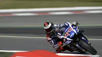 Pembalap Movistar Yamaha, Jorge Lorenzo. (JOSEP LAGO / AFP)