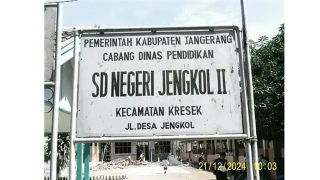 6 Nama Sekolah Dasar di Indonesia Ini Bikin Senyum Nyengir