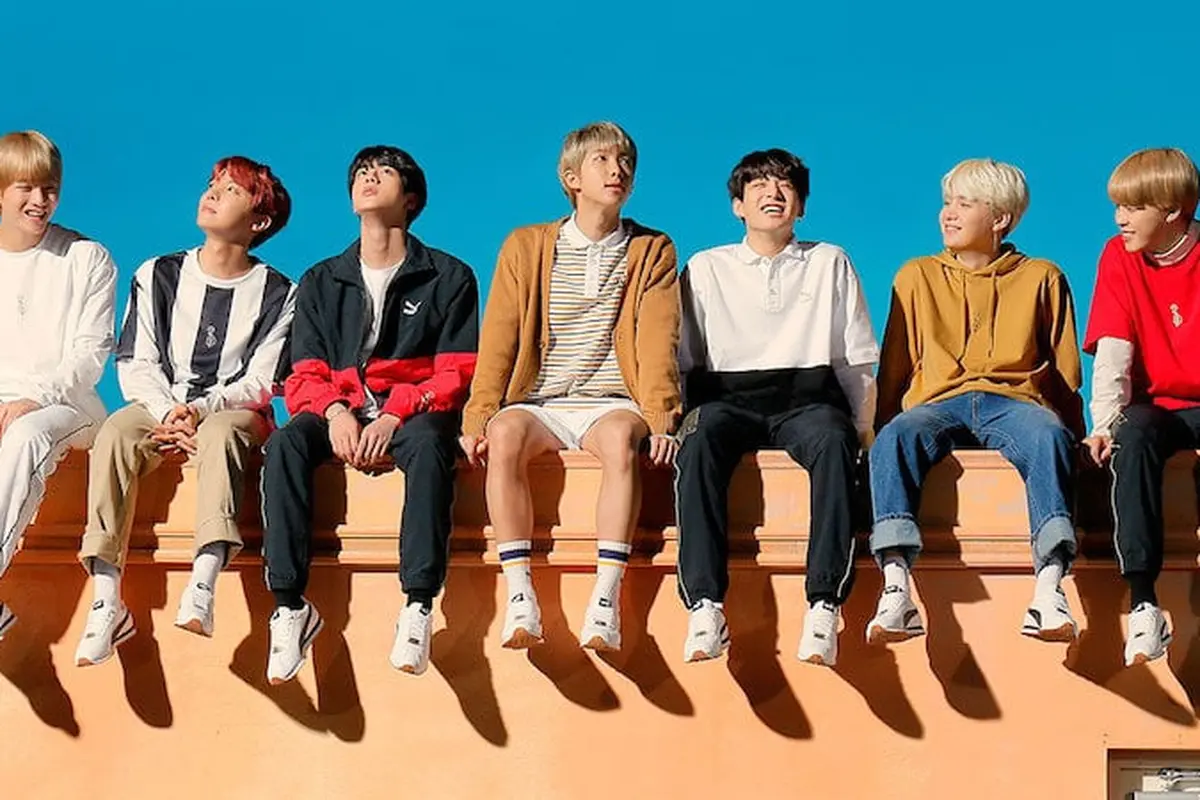 [Bintang] Pecahkan Rekor, BTS Raih Gelar 'Double Million Seller'