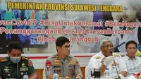 Kapolda Sultra memberikan maklumat di Kantor Gubernur Provinsi Sulawesi Tenggara, Minggu (22/3/2020).(Liputan6.com/Ahmad Akbar Fua)