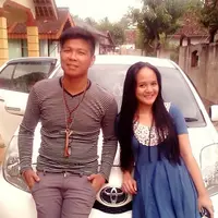 Lama tak terdengar kabarnya, Andhika Kangen Band kembali muncul. Kali ini, dengan berita buruk. Ia diduga melakukan Kekerasan dalam Rumah Tangga (KDRT) terhadap istrinya, Chairunnisa atau biasa disapa Caca alias Icha. (Instagram/maesaandika)