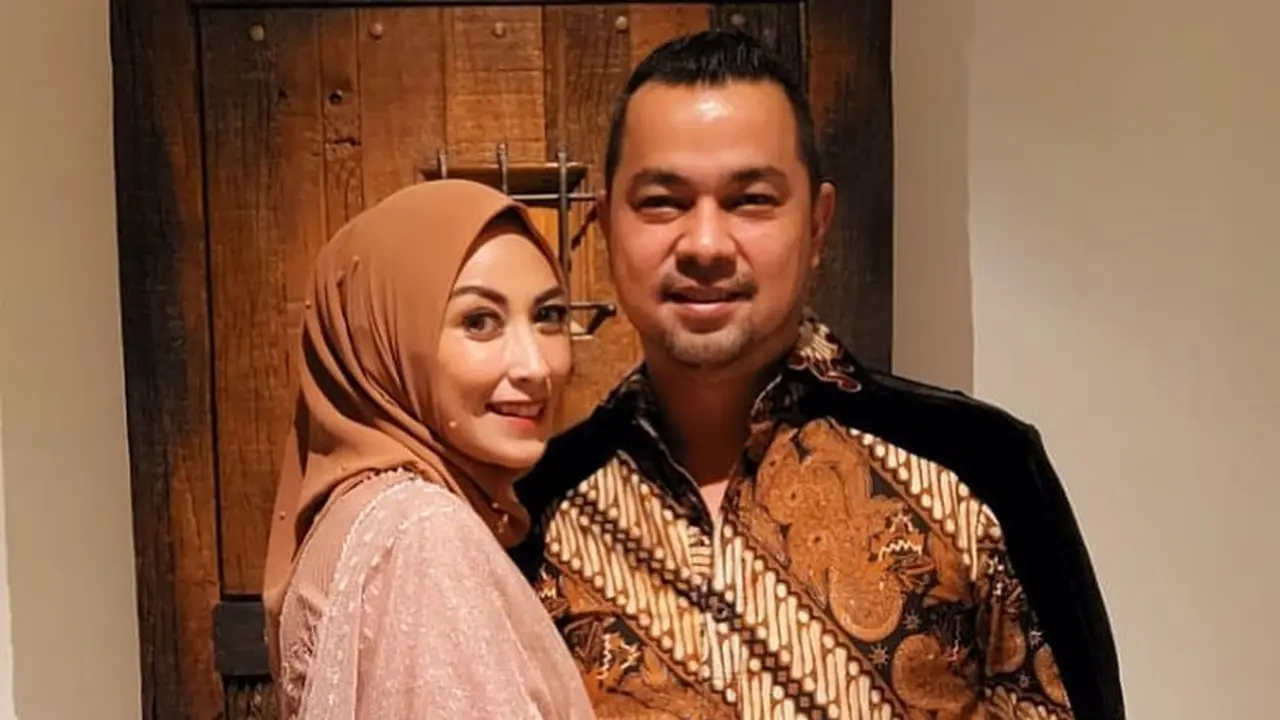 6 Potret Transformasi Annisa Trihapsari, Kini Hamil di Usia 45 Tahun