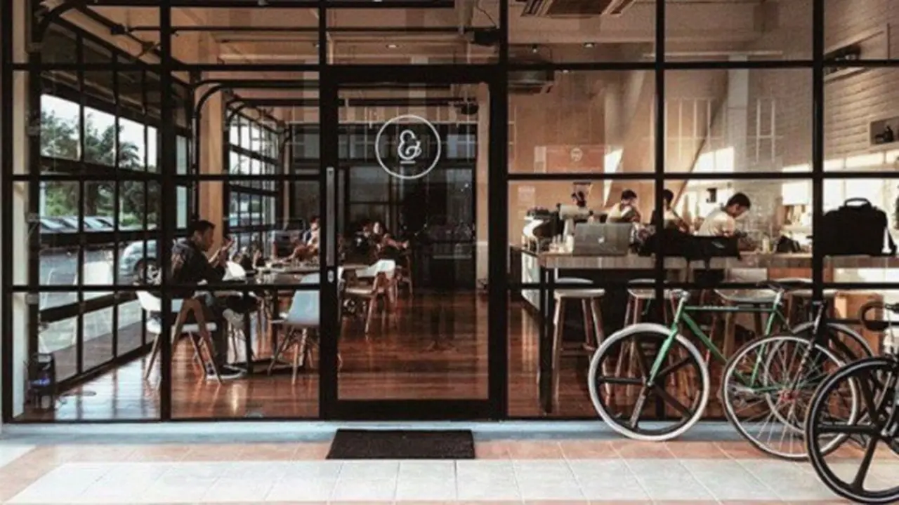 Coffee Shop