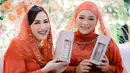 <p>Kekompakan Ayu Ting Ting dan Syifa di acara 7 bulanan. [Foto: Instagram/ syifaasyifaaa]</p>