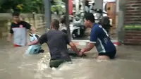 Banjir merendam sejumlah rumah warga di Madiun. (Istimewa)
