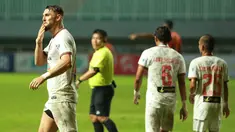 Persija Jakarta memetik kemenangan keduanya di BRI Liga 1 2021/2022 usai menaklukkan Persiraja Banda Acheh 1-0, Sabtu (2/10/2021). Dengan hasil ini, Persija naik ke posisi ketiga klasemen sementara dengan mengoleksi 10 poin dari 6 laga yang telah dimainkan. (Bola.com/M Iqbal Ichsan)