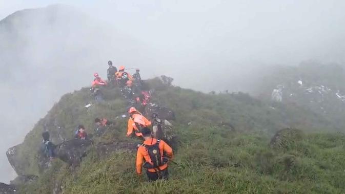 Tragedi ATR 42-500: Satu Jasad Ditemukan Tewas di Lokasi Puing