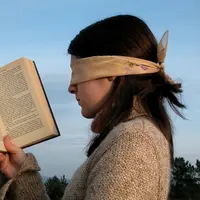 Orang-orang dari lima shio ini konon kayak Google. Apa yang membuatnya demikian? (Sumber foto: