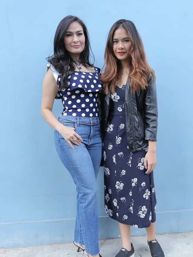 [Bintang] Iis Dahlia