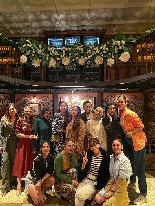 [Instagram/tya_ariestya]