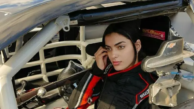 Toni Breidinger