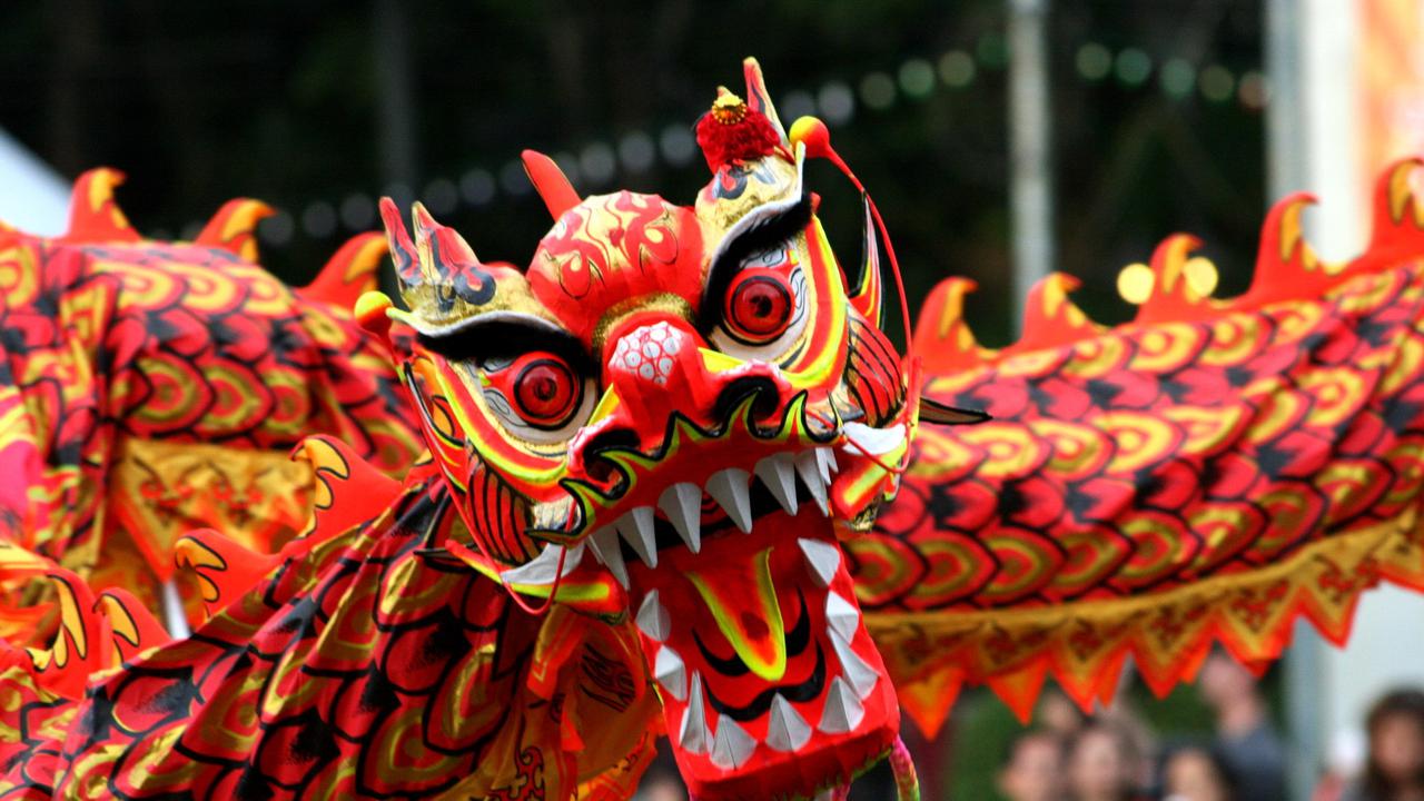 2 Simbol Ini Akan Selalu Anda Lihat Saat Perayaan Imlek, Apa Itu?