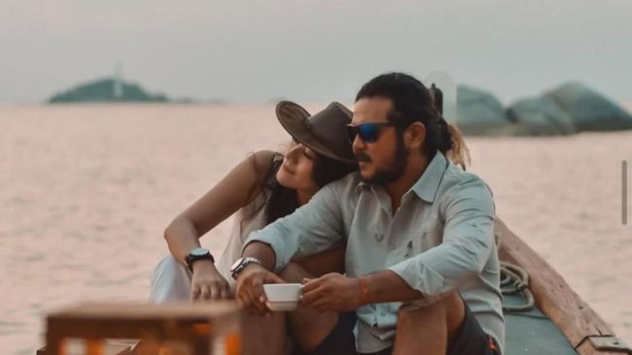 Potret ramon y tungka dengan istri yang jarang tersorot media. (credit:instagram.com/ramonytungka)