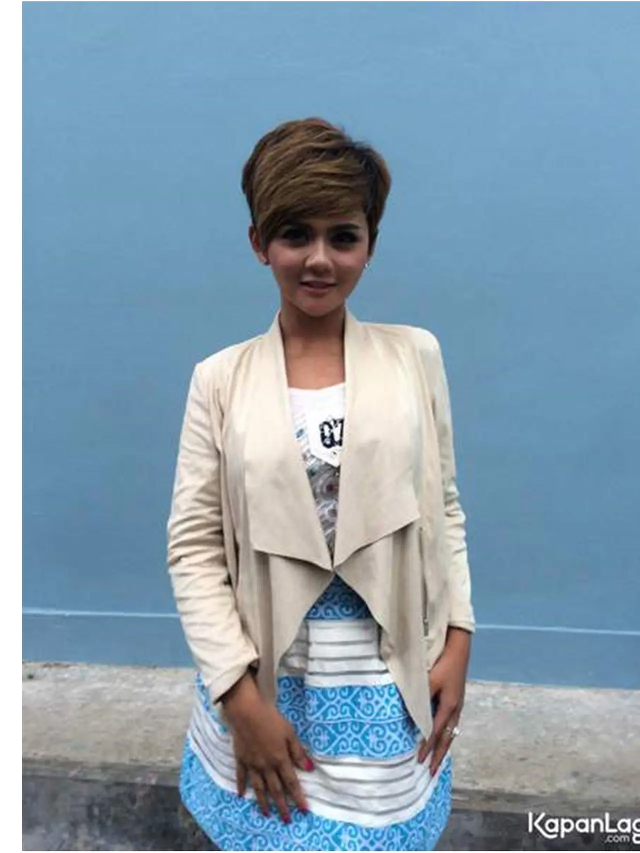 6 Transformasi Penampilan Jenita Janet dari Pakai Wig hingga Kini ...