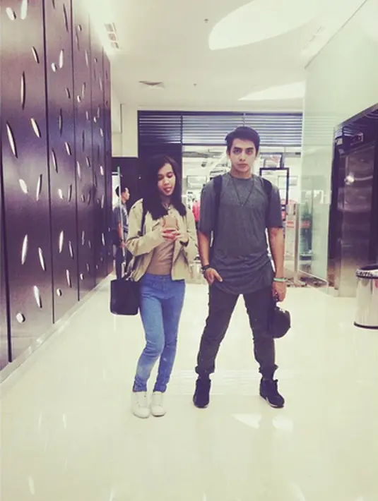 Dea Annisa sudah menjalin hubungan dengan Bakti Perkasa selama setahun. (via instagram/@deaaannisa)