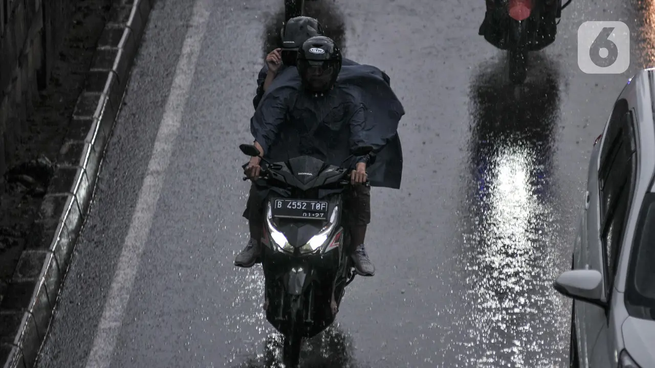 Waspada Cuaca Ekstrem di Jabodetabek Hingga April 2022