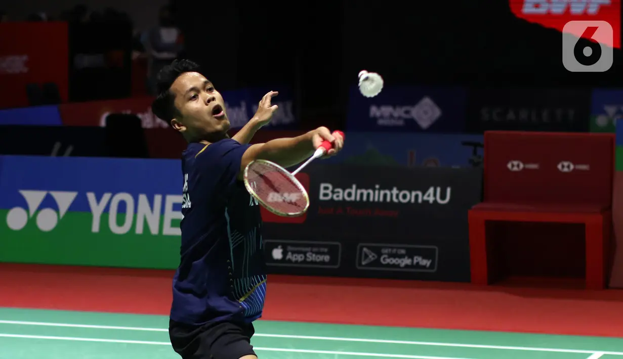 Anthony Sinisuka Ginting unggul dua set langsung 21-8, 21-10. (Liputan6.com/Helmi Fithriansyah)