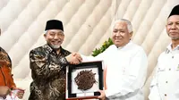 Mantan Ketua Umum PP Muhammadiyah Din Syamsuddin menerima kunjungan Presiden PKS Ahmad Syaikhu ke kediamannya, Selasa (23/5/2023) (Istimewa)